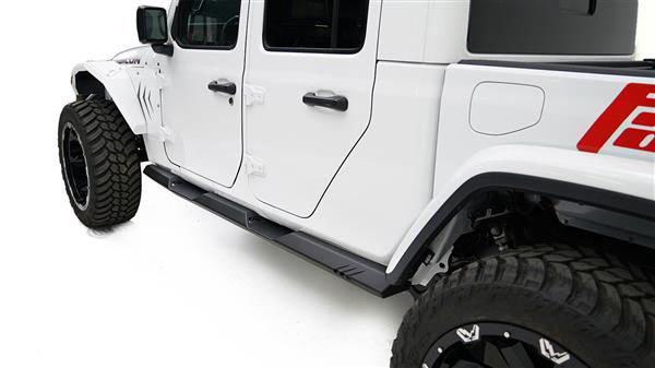 Texas Truck Accessories. Fab Four JEEP GLADIATOR – ROCK SLIDERS